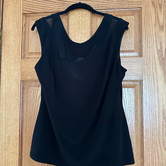NEW Frank Lyman Design Collection Asymmetrical Sleeveless Top - Picture 5 of 7